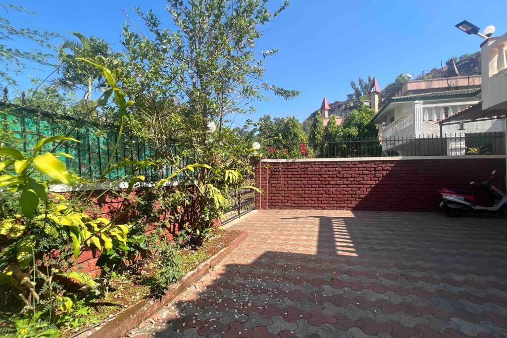 Valecha Villa Entire 4Bhkbunglow With 5000 Sq Ft Garden Lonavala Bagian luar foto